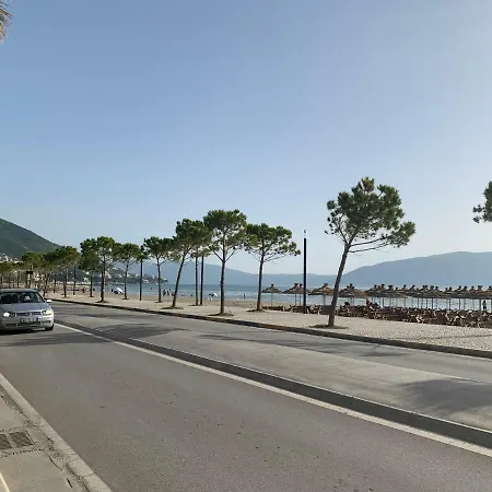 Apartment Vista Mare 1