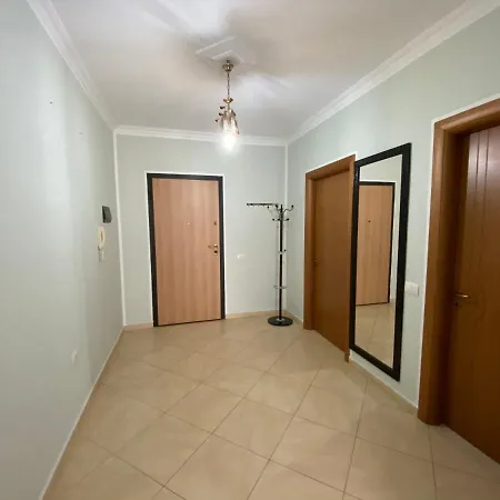 Vista Mare 1 *